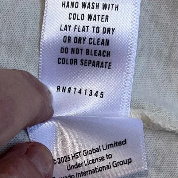 NWT ANTHROPOLOGIE/Letluv Elton John Goodbye Yellow Brick Road Size M - Picture 4 of 6